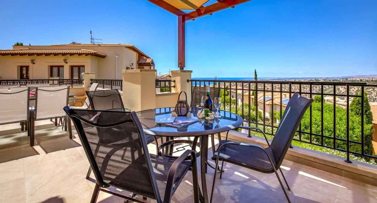 Modern Apartment Nz11 Large Balconies With Sea And Mountain Views Kouklia Exteriör bild