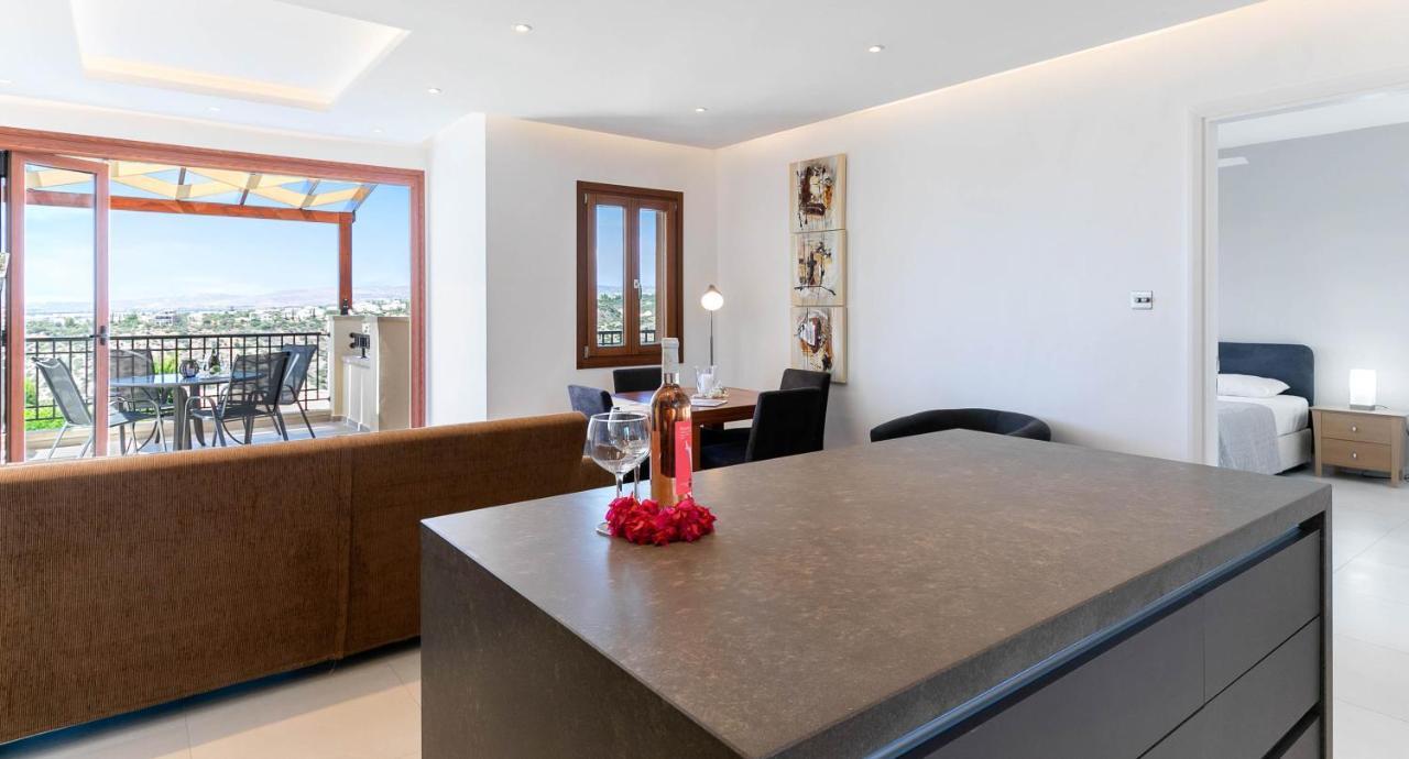 Modern Apartment Nz11 Large Balconies With Sea And Mountain Views Kouklia Exteriör bild